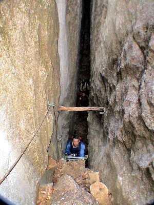 Descente dans les grands Tsinguys.