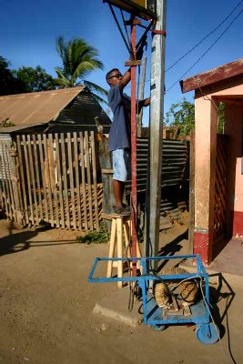 Tuléar, poste à souder de fabrication artisanale.