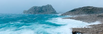 Le cap Croisette vu des Goudes par Vent d'Est le 14 Décembre 2008 (pano pourri, trois photos)