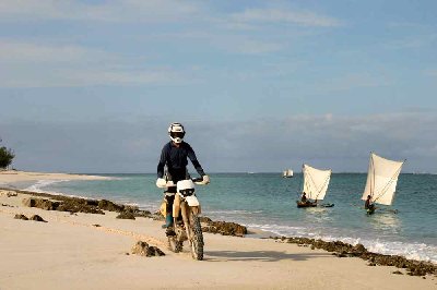 sur la plage d'Amboula