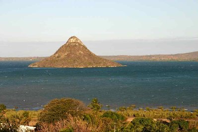 Pain de sucre dans la baie de Diégo-Suarez