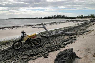 Une des premières baies au sud de Ramena